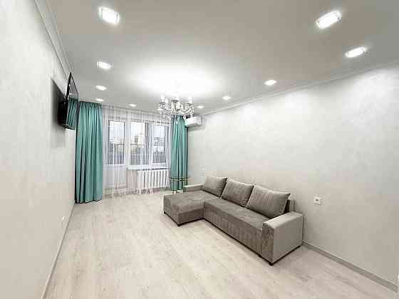 СДАМ ШИКАРНУЮ 3 комнатную квартиру  ЦЕНТР ул Бориса Литвака Одеса