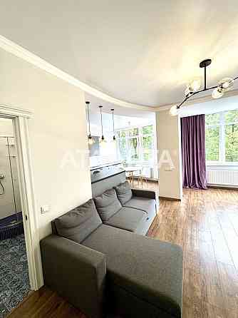 Продам 1 ком.квартиру (52м2)Свежий ремонт.Низкий этаж.Аркадия. Одесса