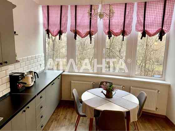 Продам 1 ком.квартиру (52м2)Свежий ремонт.Низкий этаж.Аркадия. Одесса