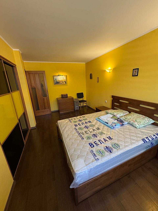 Продаж 3-кімнатної квартири по вул. Медової Печери Личаківський район Львів - зображення 1