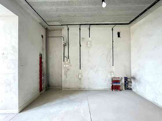 Здана 1км квартира з частковим ремонтом ! Ивано-Франковск