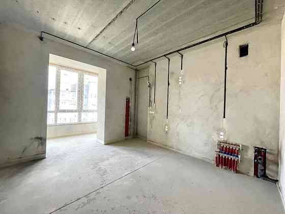 Здана 1км квартира з частковим ремонтом ! Ивано-Франковск