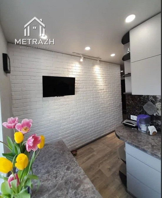 Продам 2к квартру Аерокосмический прспект. Метро. Центр Харків - зображення 2