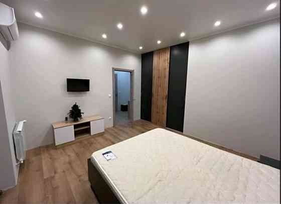 Продаж однокімнатної квартири в центрі. Новобудова. Вул. Кошицька. Ужгород