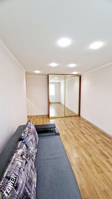 Сдам двухкомнатную квартиру 12 Квартал Днепр - изображение 1