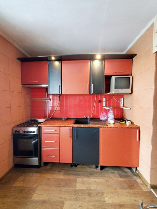 Здам 2х кімнатну, П.КІЛЬЦЕВА, ОКРЕМІ КІМНАТИ, засклений БАЛКОН, ВІЛЬНА Черновцы - изображение 1