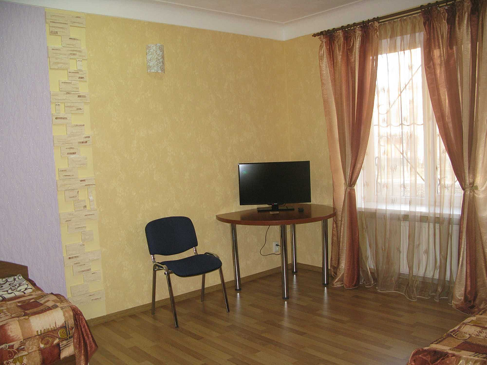 Двокімнатна квартира на Соцмісті довгостроково, місяць, тиждень Кривий Ріг - зображення 3