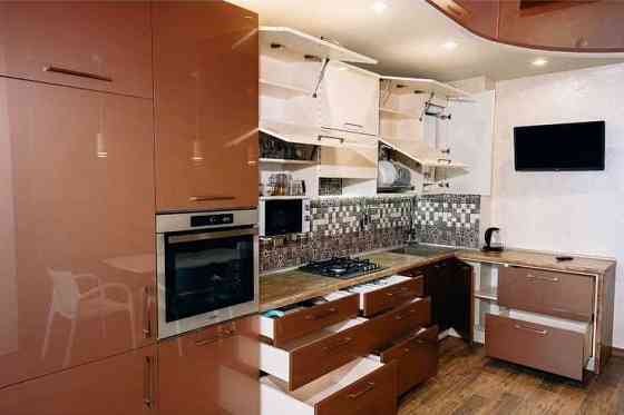 Оренда двокімнатної квартири по вул. Липова Алея біля стадіону Україна Львов