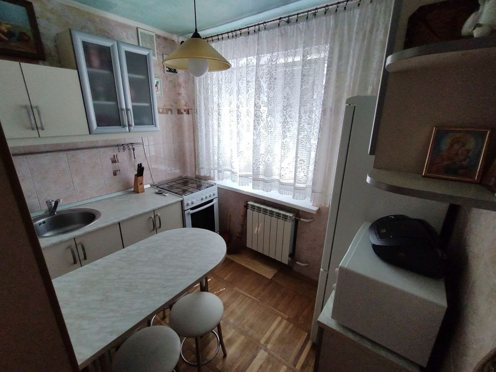 Оренда 2 к. Дніпровський р-н, вул Краківська 18. Метро чернігівська. Киев - изображение 1