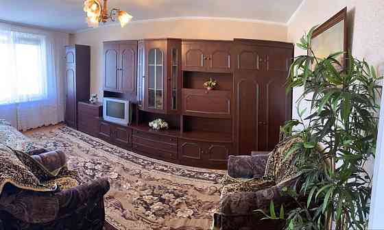 Оренда 2 кімнатна квартира, поруч ст. м.  "Чернігівська" Киев