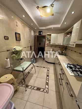 Квартира всего в нескольких шагах от исторического центра Одессы. Одесса