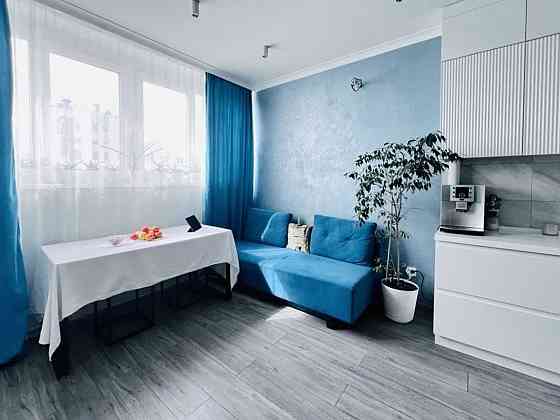 Дизайнерська трикімнатна квартира  16–17 поверх, Сергія Данченка, 32-А Київ