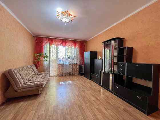 Простора 1кім.квартира " Моноліт  " Чорноморськ