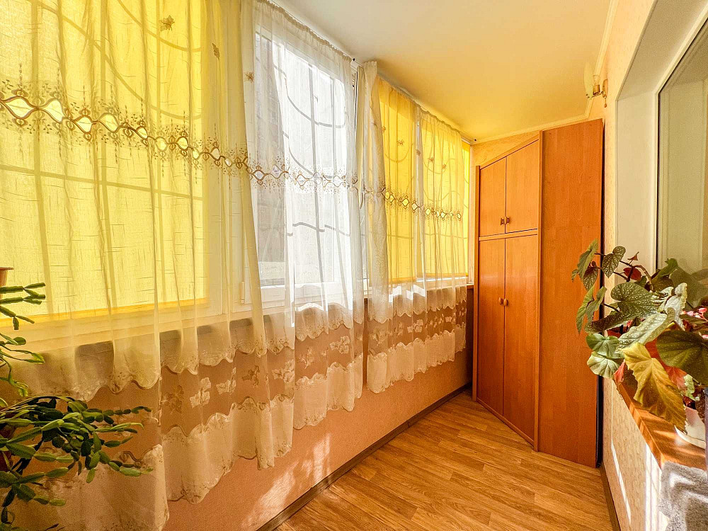 Простора 1кім.квартира " Моноліт  " Чорноморськ - зображення 7