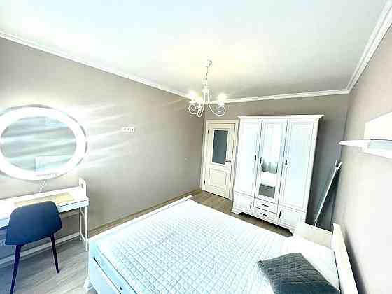 2к новобудова вул.Сніжна, центр Ивано-Франковск