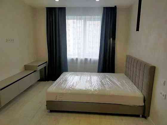 Рівне 1 кім. Перша сдача новий будинок автономне газове 12 000 Ровно