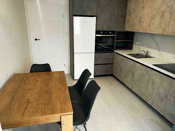 Рівне 1 кім. Перша сдача новий будинок автономне газове 12 000 Ровно