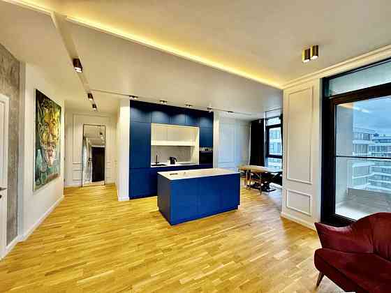 Аренда трехкомнатной квартиры в Одессе. Первая линия моря. Одесса