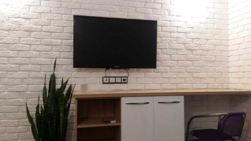 Сдам свою 1-комн. кв. новострой Воробьёвы горы м.Академика Павлова Харків - зображення 1