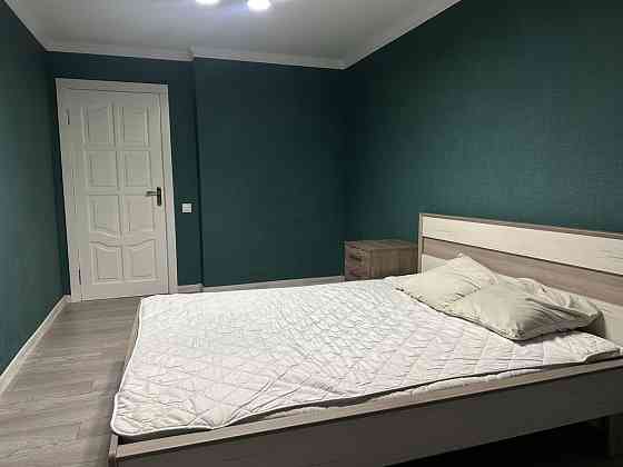 Аренда 3к квартиры на ул. Анны Ахматовой 5 Київ