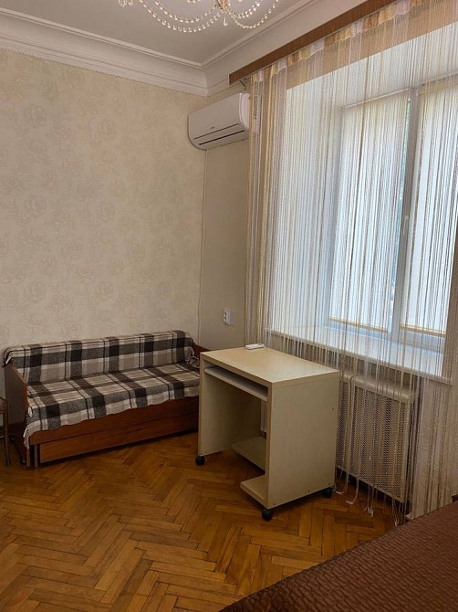 2 кім Хрещатик 21 метро центр Майдан Незалежності Крещатик оренда Київ - зображення 8