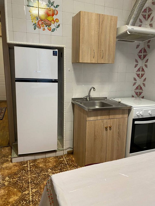 2 кім Хрещатик 21 метро центр Майдан Незалежності Крещатик оренда Київ - зображення 2