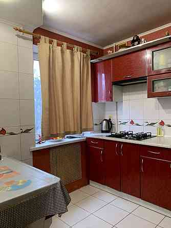 Продаю Срочно 1 комнатную квартиру Ингульский ( Строителей ) Николаев