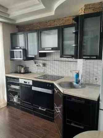 Продаю 3-к на Алексеевке, метро Алексеевская Харьков