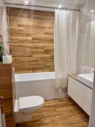 4 к.кв ВІД ВЛАСНИКА Центр з новим євроремонтом – заходь і живи! Николаев