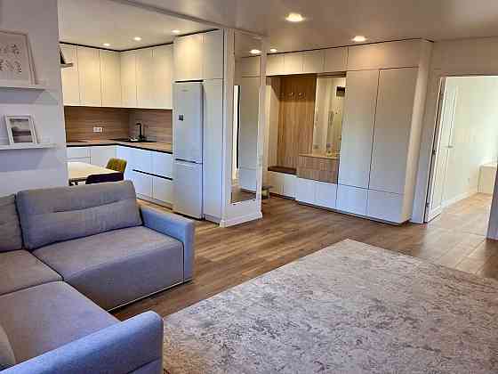 4 к.кв ВІД ВЛАСНИКА Центр з новим євроремонтом – заходь і живи! Николаев