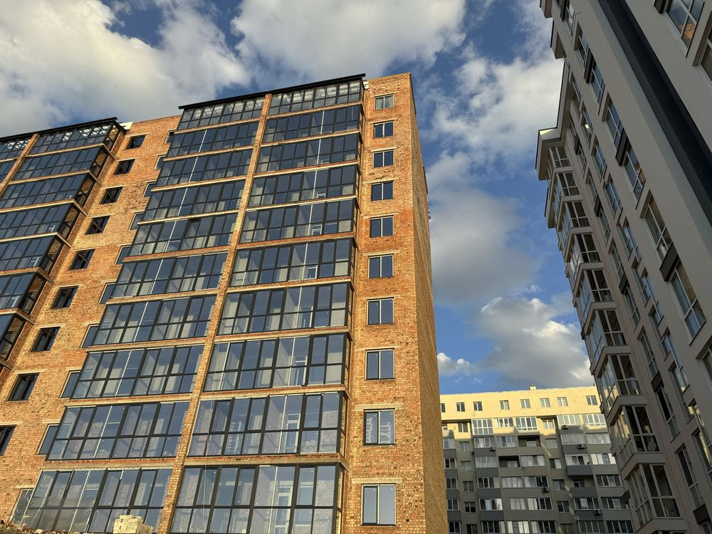 Простора 1-кімнатна квартира з панорамними вікнами. Без комісії та % Львів - зображення 1