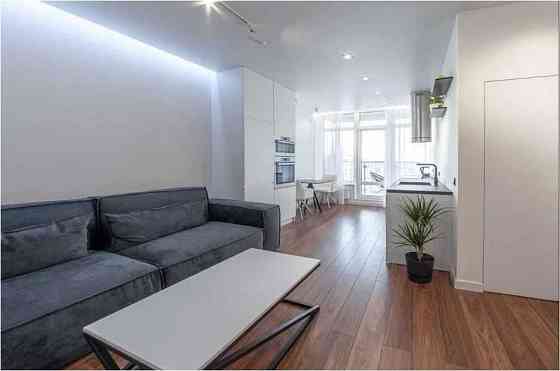 белая, уютная двуспальная квартирка в жк 36 Жемчужина Одесса