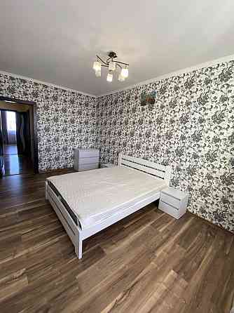 Оренда 2-кімнатної квартири по вул. Зелена, новобудова Львов