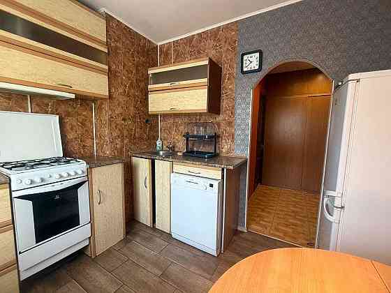 Левада. Оренда 2-ки Полтава