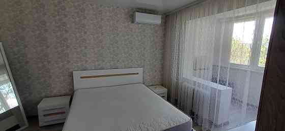 Здам трикімнатну з євроремонтом, Дніпровська набережна 9 Киев