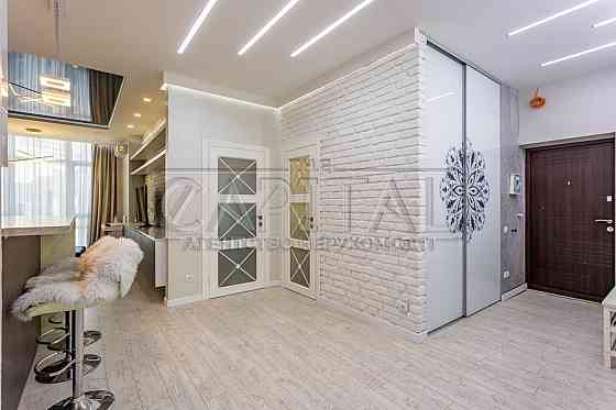 Оренда 3-к квартири в ЖК бізнес-класу "Бульвар Фонтанів" Печерськ Киев