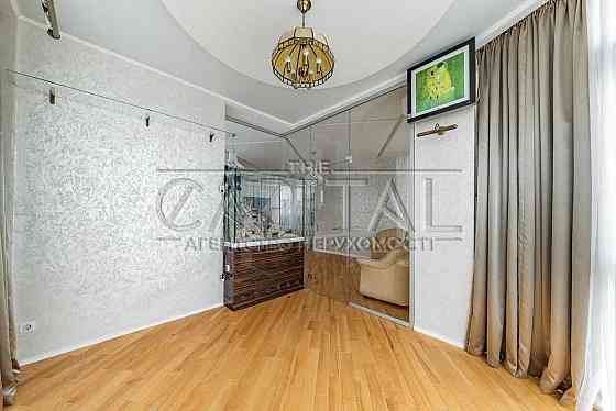 Видова 4к квартира для родини з дітьми в Новопечерському Дворі | 130м² Киев