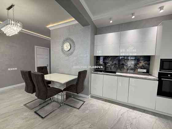 Продам 3 комнатную квартиру в ЖК Четыре Сезона Приморский район Одесса