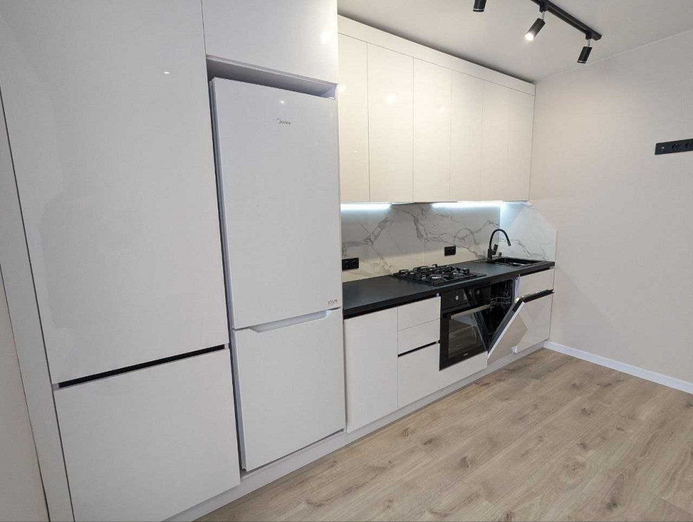 Оренда 1о кімн ЖК "Щасливе" Рівне - зображення 1