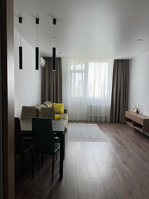 Оренда квартири Юлії Здановської 46/1 Киев - изображение 1