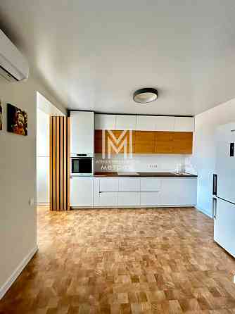 Продам ШИКАРНУЮ 4-х к. квартиру в ЖК Лазурный . ЦЕНТР. Харків