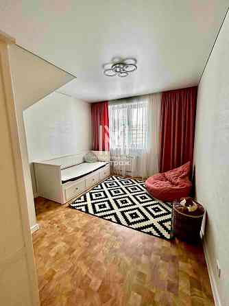 Продам ШИКАРНУЮ 4-х к. квартиру в ЖК Лазурный . ЦЕНТР. Харків