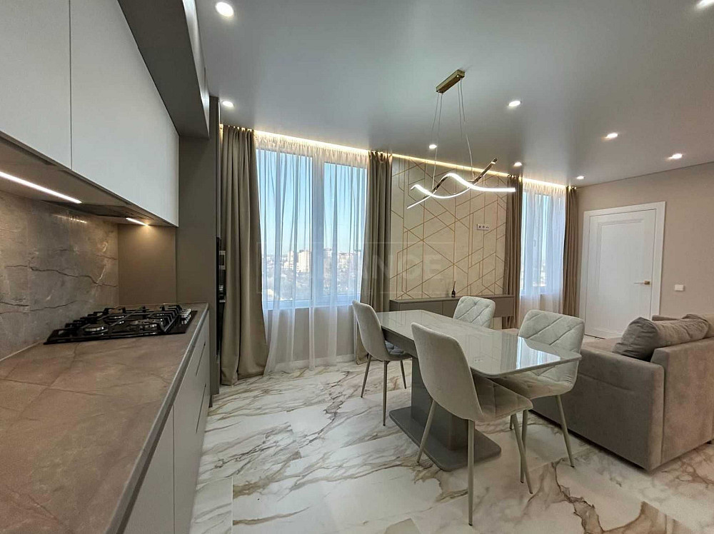 Продаж 1.5км квартири в центральній частині. Повністю укомплектована! Ивано-Франковск - изображение 1