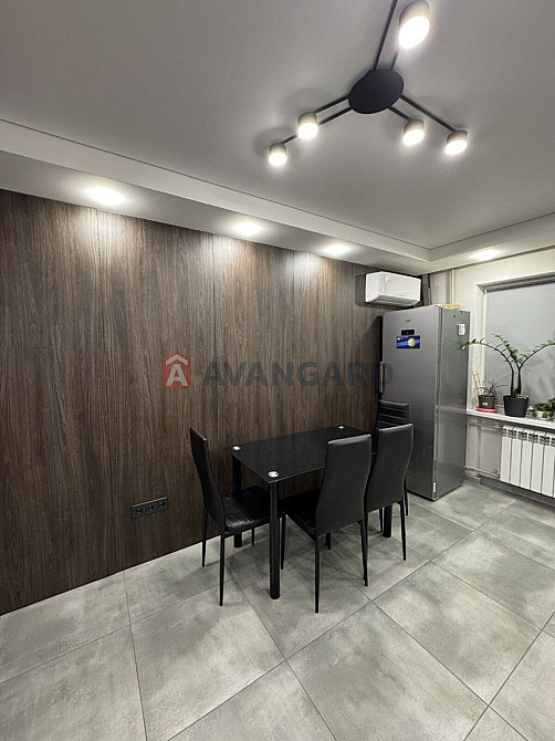 У продажу 4 к. квартира з євроремонтом в центрі Черемушек. Каменское (Запорожская обл.) - изображение 7