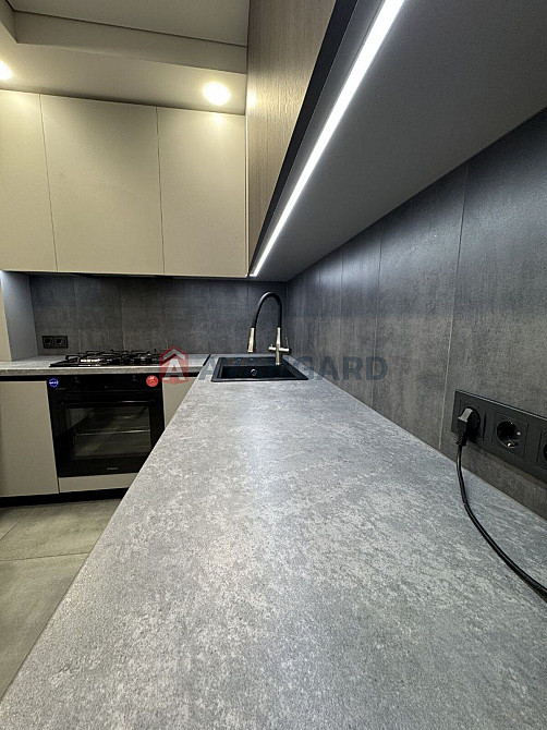 У продажу 4 к. квартира з євроремонтом в центрі Черемушек. Каменское (Запорожская обл.) - изображение 4