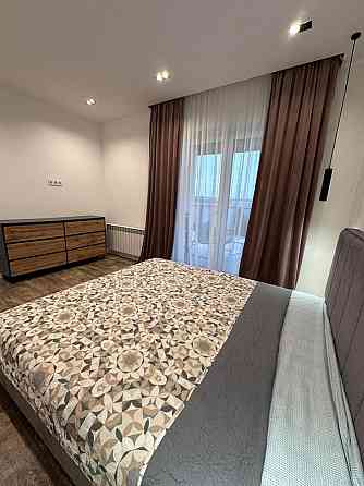 Продаж квартири з власним двориком Ужгород