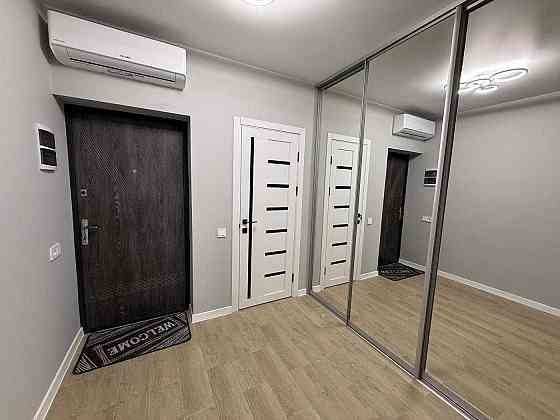 Однокімнатна з ШИКАРНИМ ремонтом та Парк в дворі Ирпень