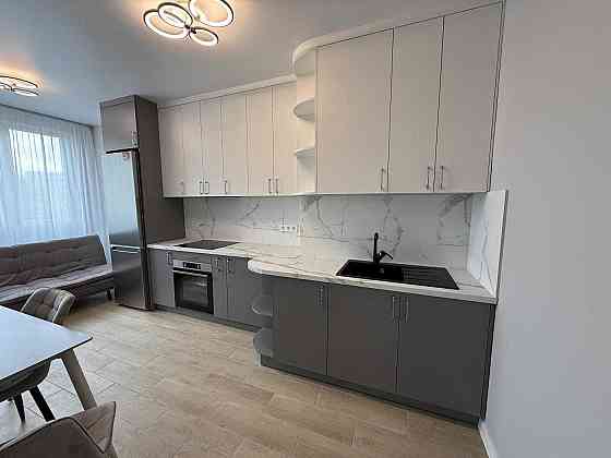 Однокімнатна з ШИКАРНИМ ремонтом та Парк в дворі Ирпень