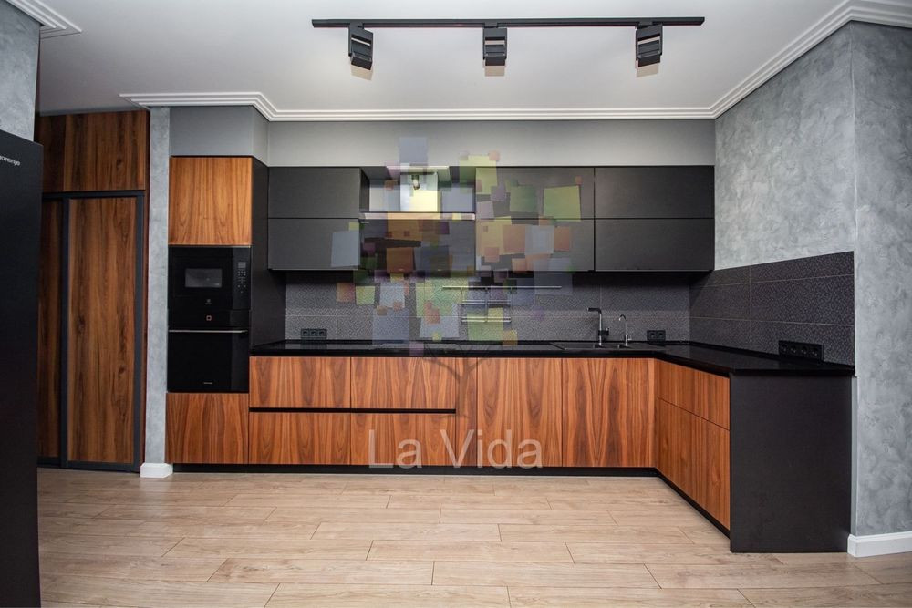 Без комісії/Продаж 3 кімнатної Дизанерської квартири Дніпровська Наб Київ - зображення 2