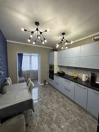 Продам квартиру Парковий VIP Велика Паладь